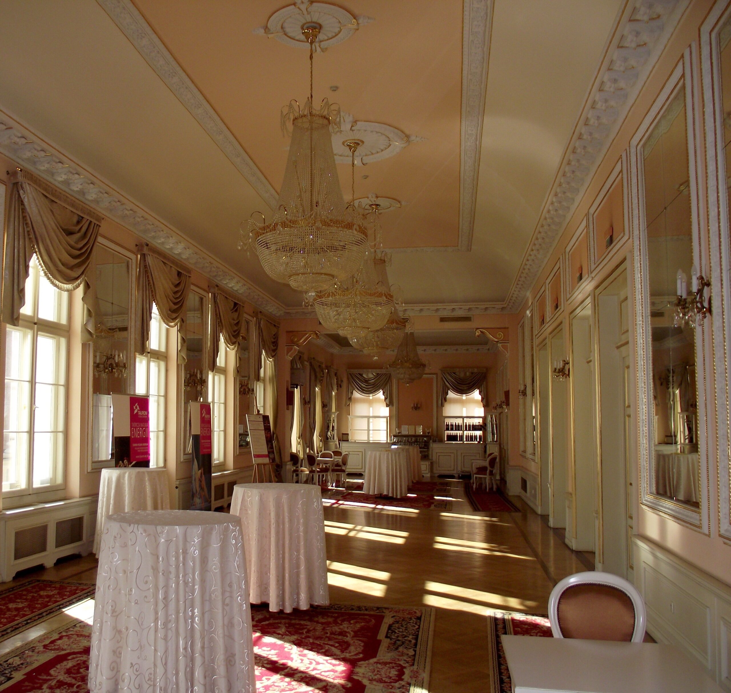 Opera Wrocławska — foyer